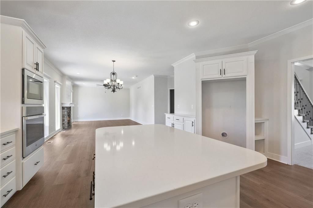 10326 N Winchester Avenue — photo 14