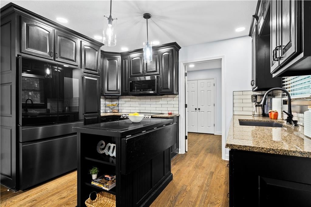 6911 Millridge Street — photo 11