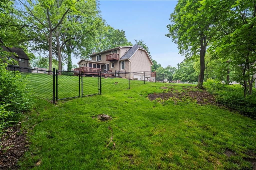 6911 Millridge Street — photo 51