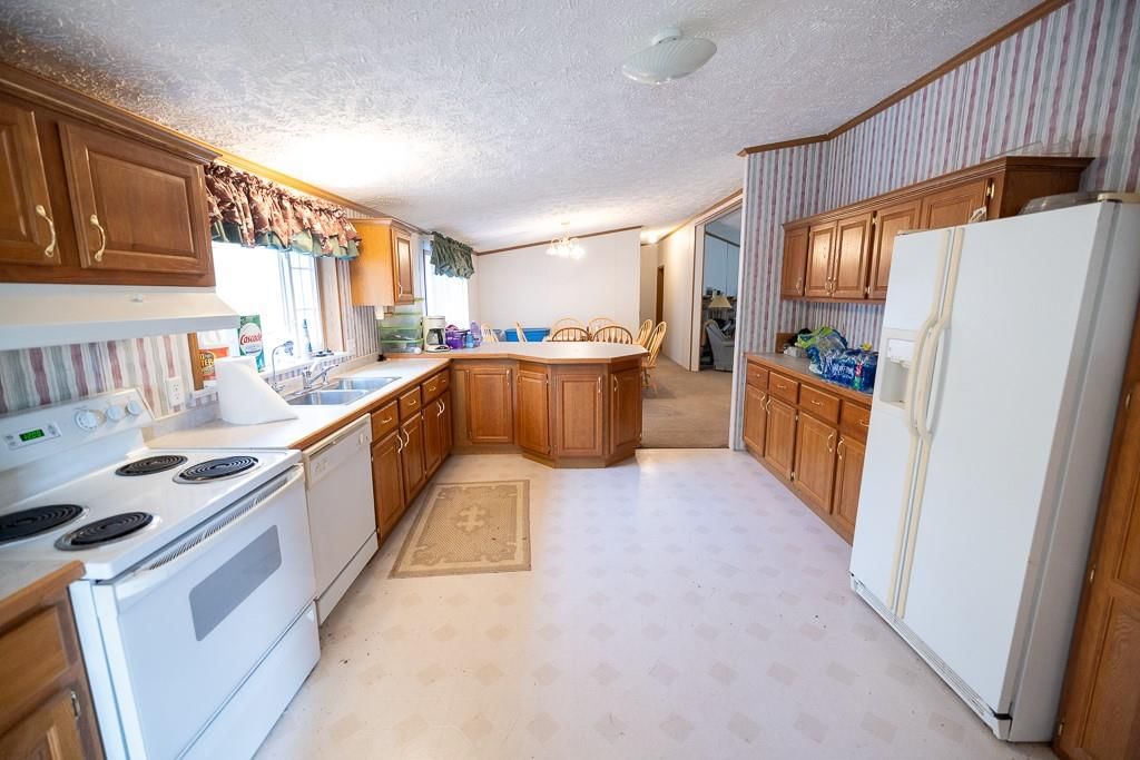 730 NE 1400th Road — photo 73