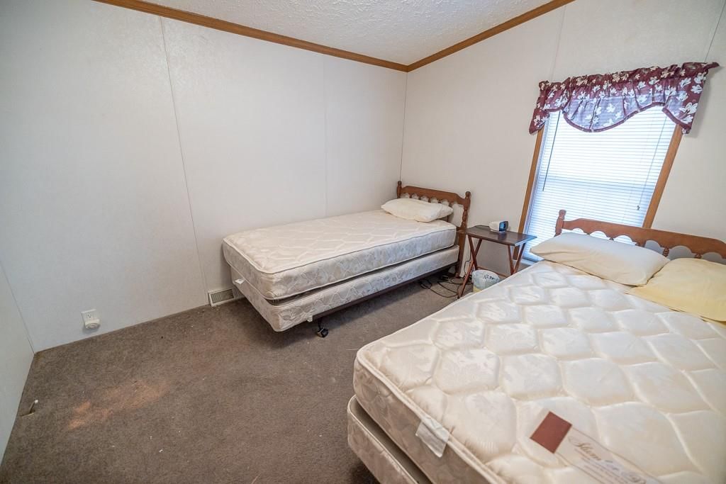 730 NE 1400th Road — photo 76