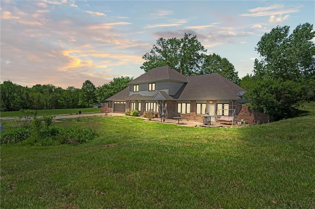 33811 E Jenkins Road — photo 3