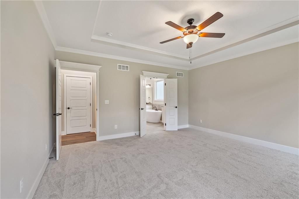 10314 N Winchester Avenue — photo 18