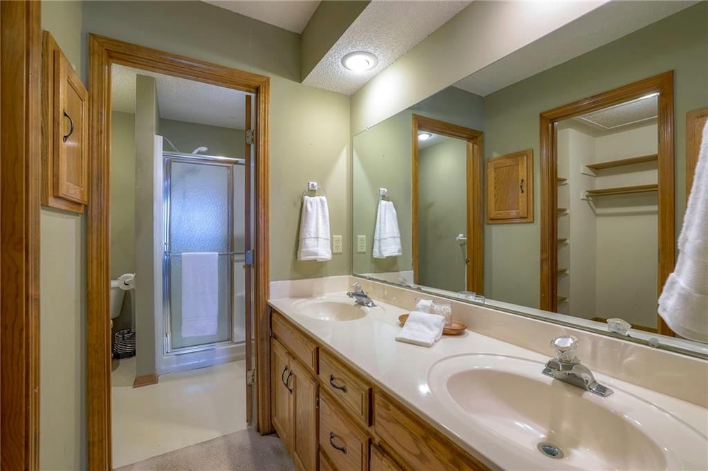 1601 Roberta Drive — photo 16