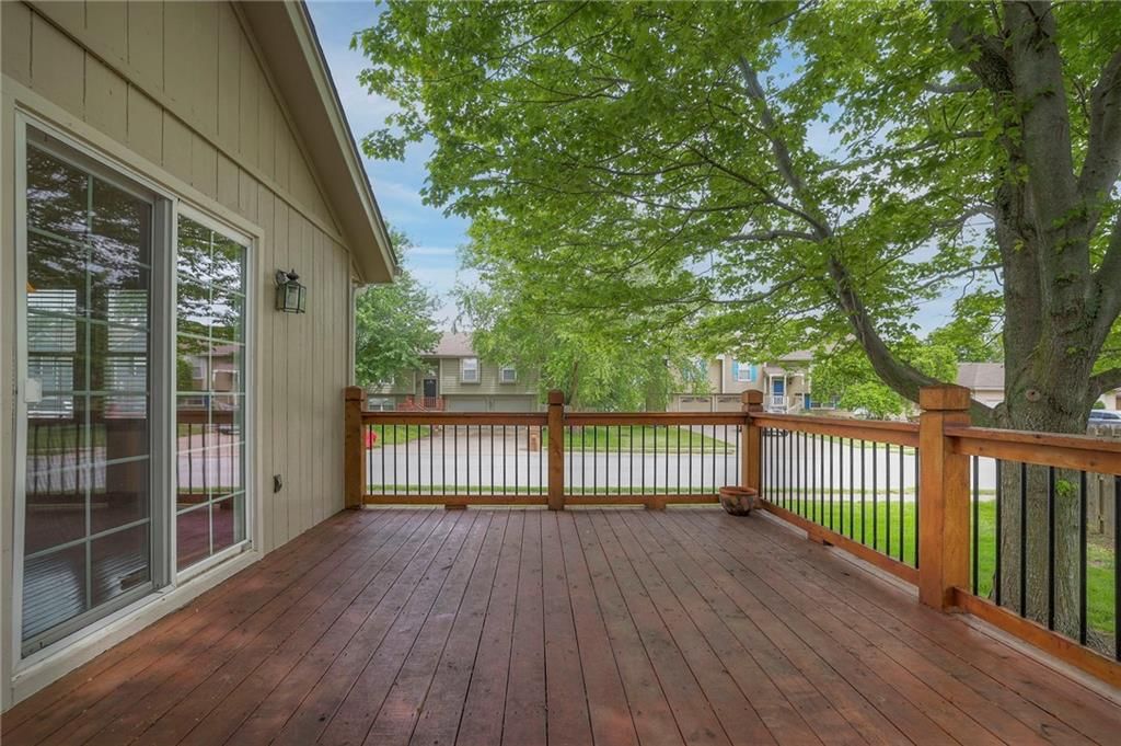 1601 Roberta Drive — photo 33