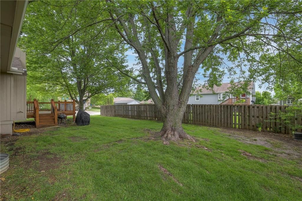 1601 Roberta Drive — photo 35