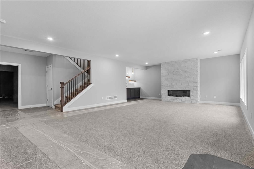 17124 S Barstow Street — photo 21