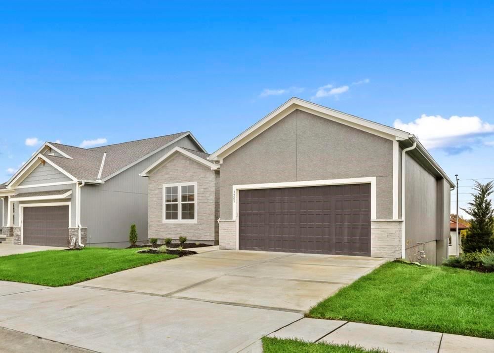 3205 SW Merriam Court — photo 31