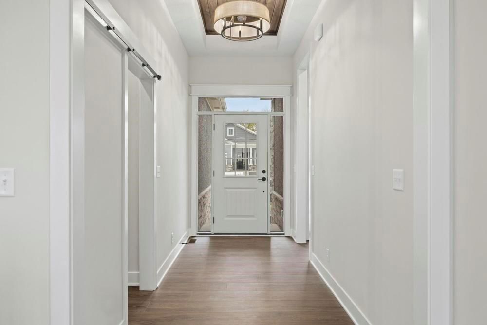 3205 SW Merriam Court — photo 5