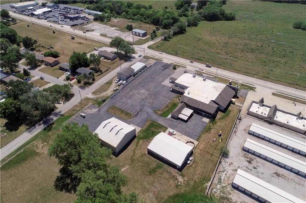 2901 N State Route 291 Highway — photo 4