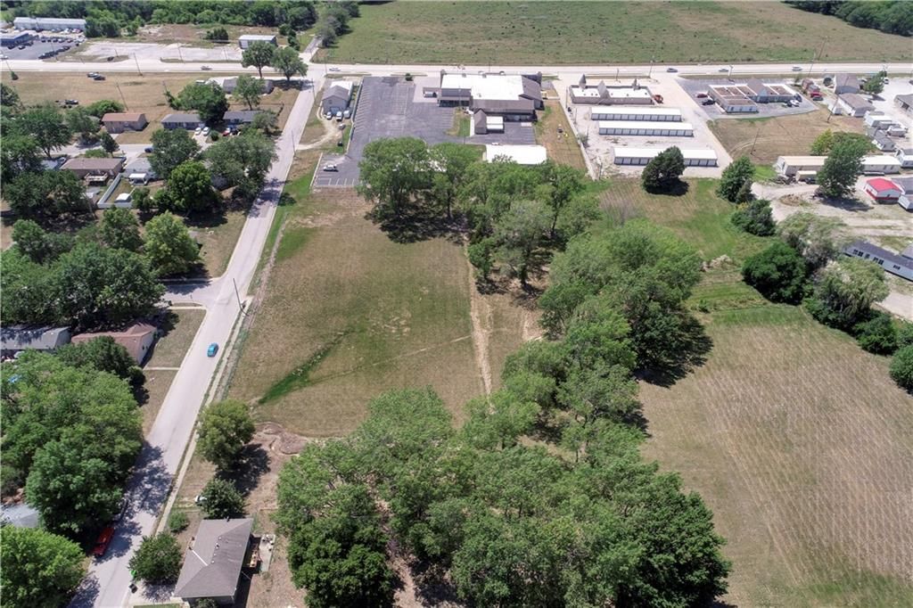 2901 N State Route 291 Highway — photo 6