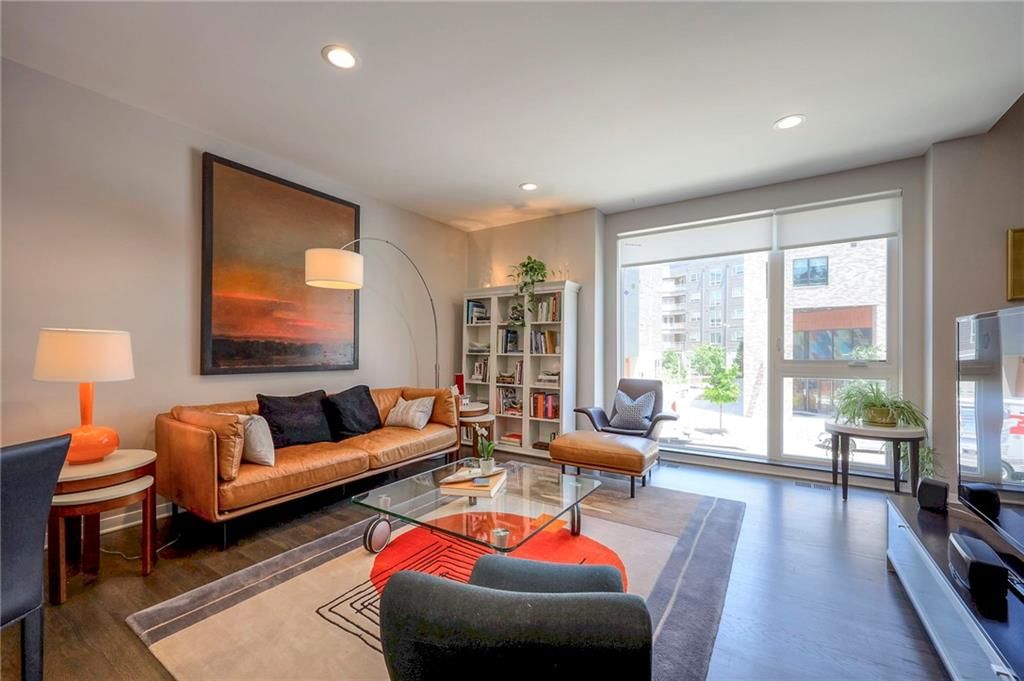 2720 McGee Trafficway — photo 18