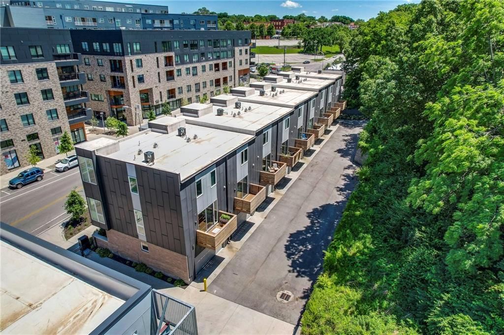 2720 McGee Trafficway — photo 35