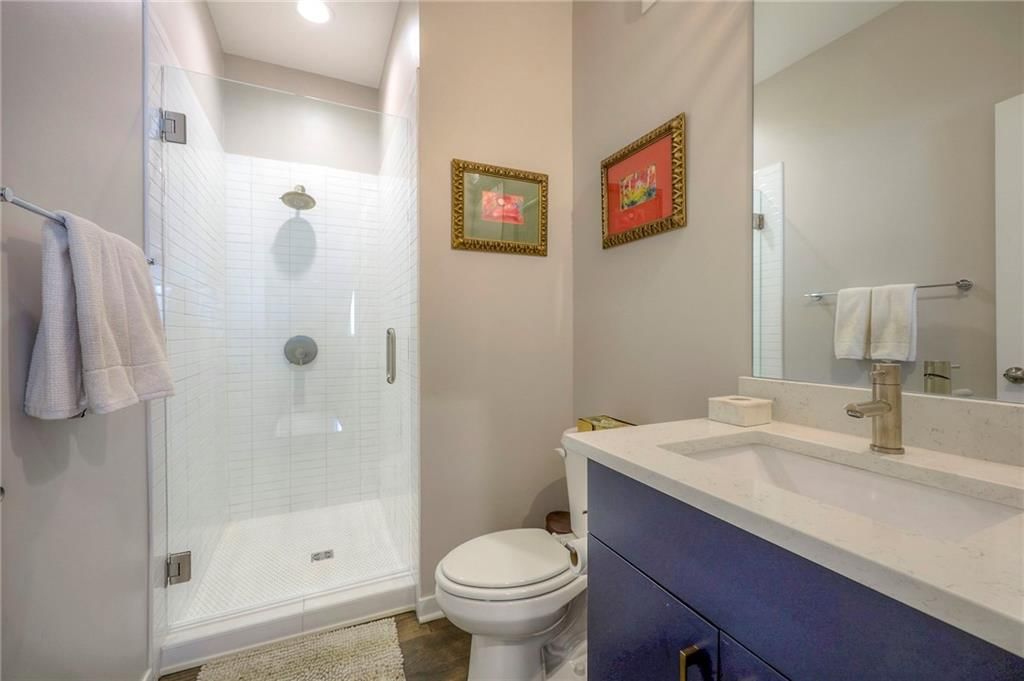 2720 McGee Trafficway — photo 8
