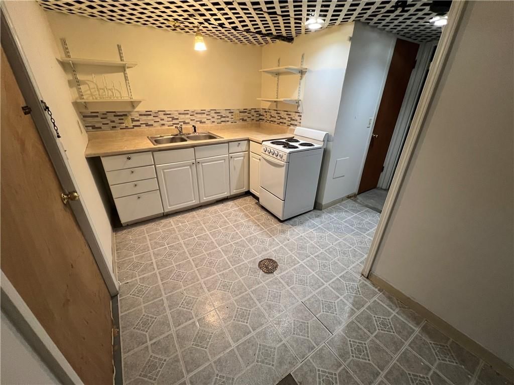 11303 Myrtle Street — photo 11