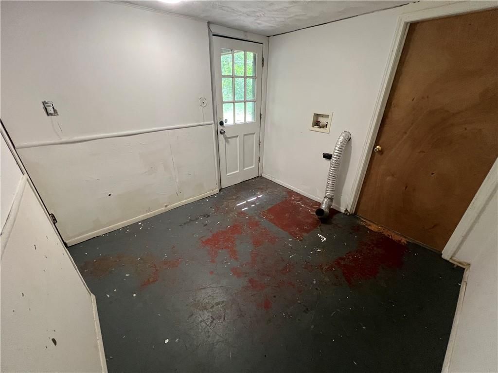 11303 Myrtle Street — photo 10