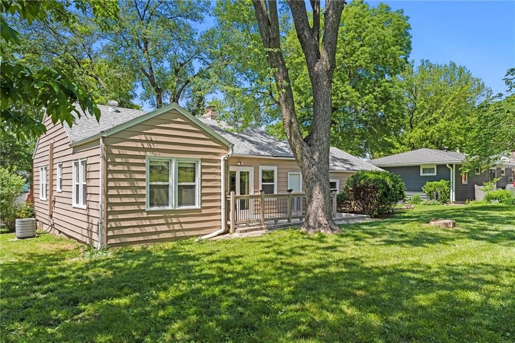 5545 Flint Street — photo 25