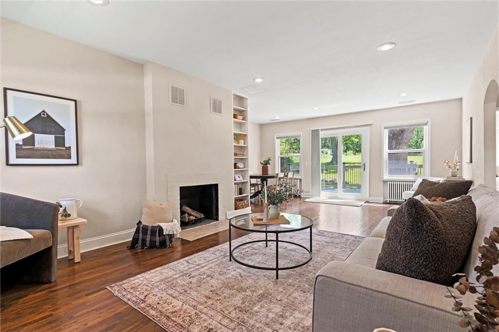 5545 Flint Street — photo 7