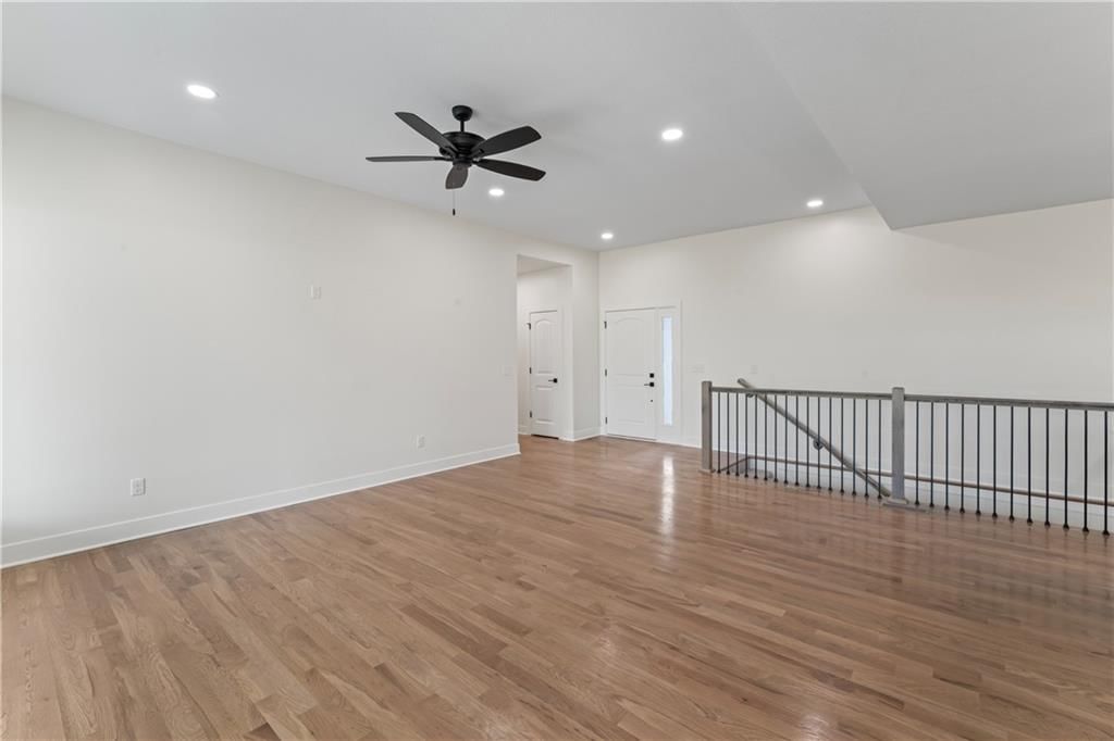 2202 Richmond Drive — photo 15