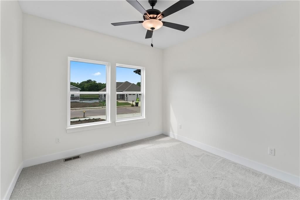 2202 Richmond Drive — photo 30