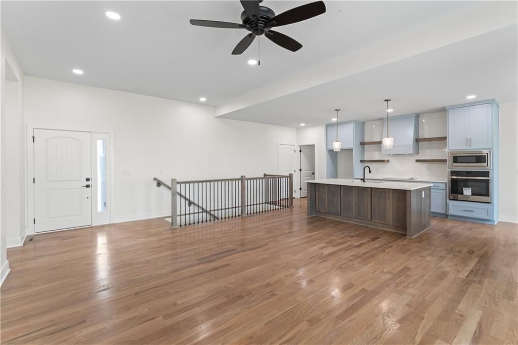 2202 Richmond Drive — photo 5
