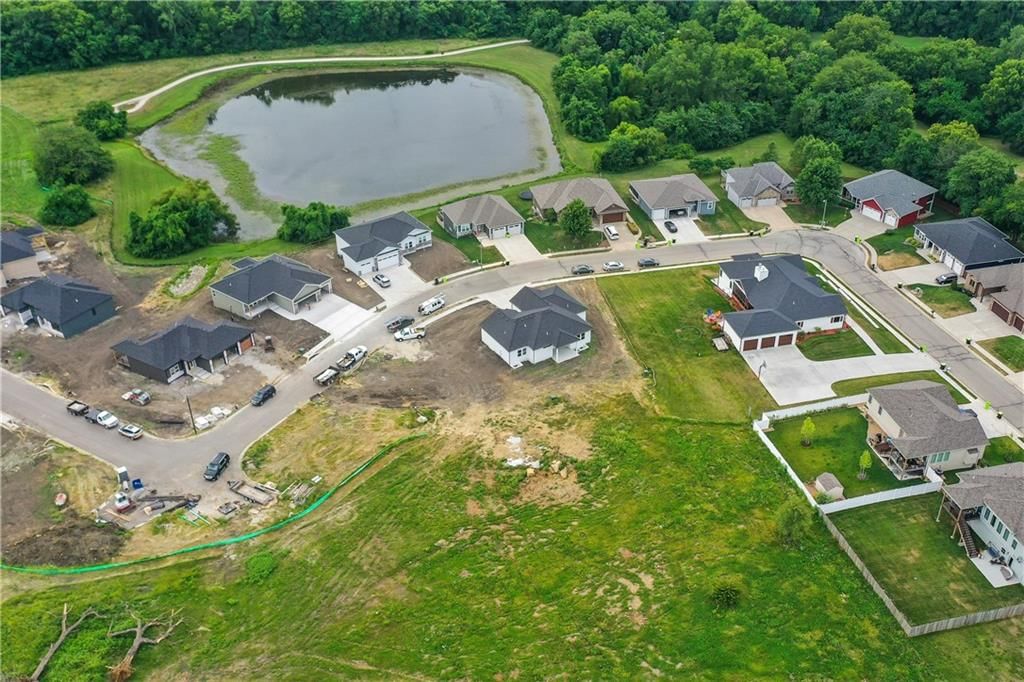2202 Richmond Drive — photo 44