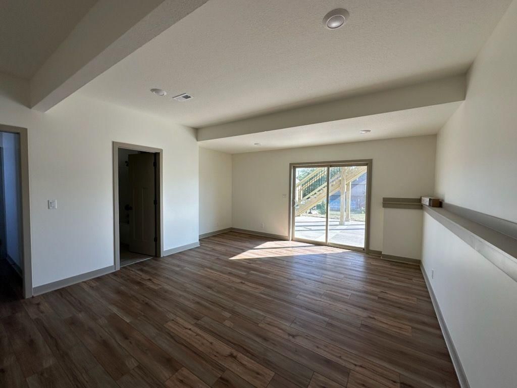 402 Lykins Lane — photo 17