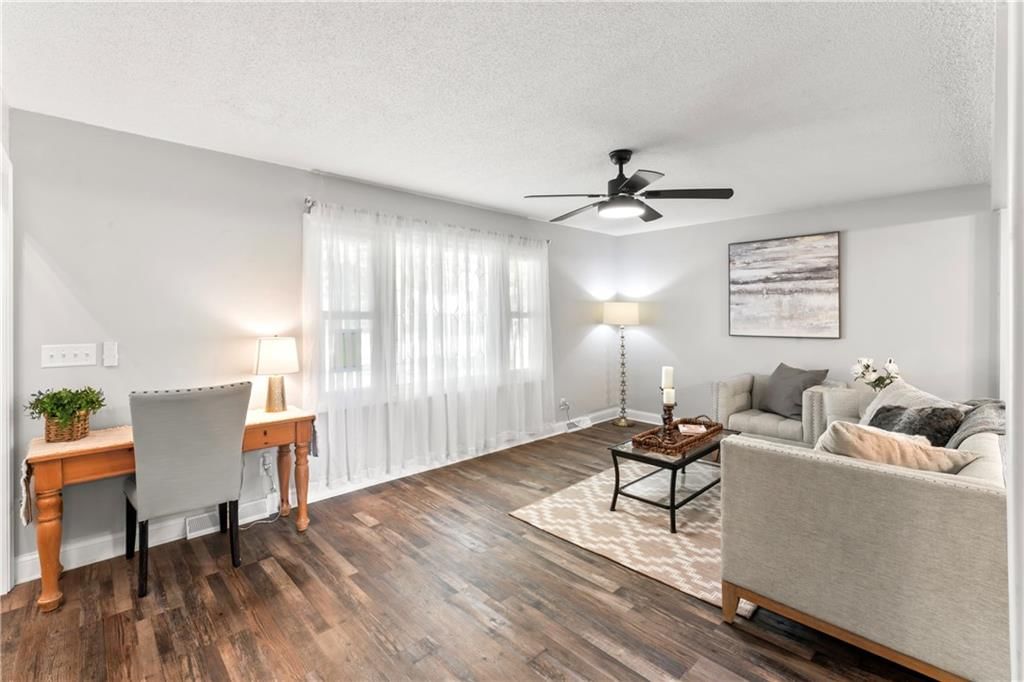 12801 Ewing Avenue — photo 3