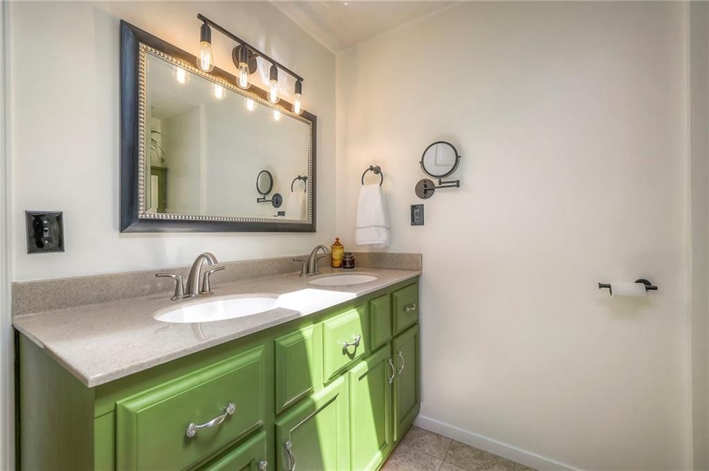 7195 Houston Street — photo 11