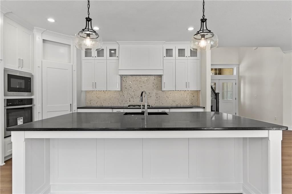 4540 NE Sherwood Drive — photo 16