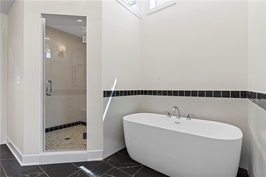 4540 NE Sherwood Drive — photo 38