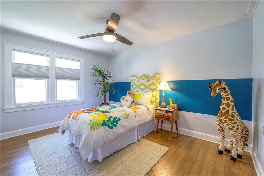 407 N Askew Avenue — photo 36