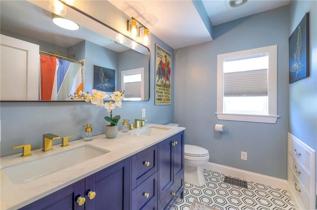 407 N Askew Avenue — photo 38