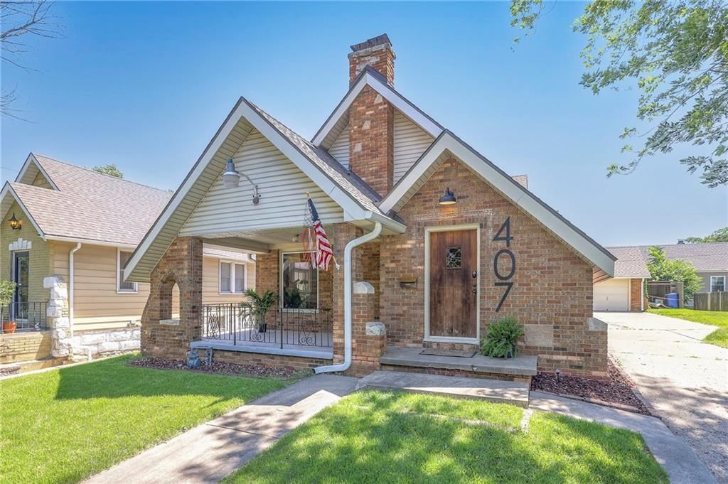 407 N Askew Avenue — photo 5