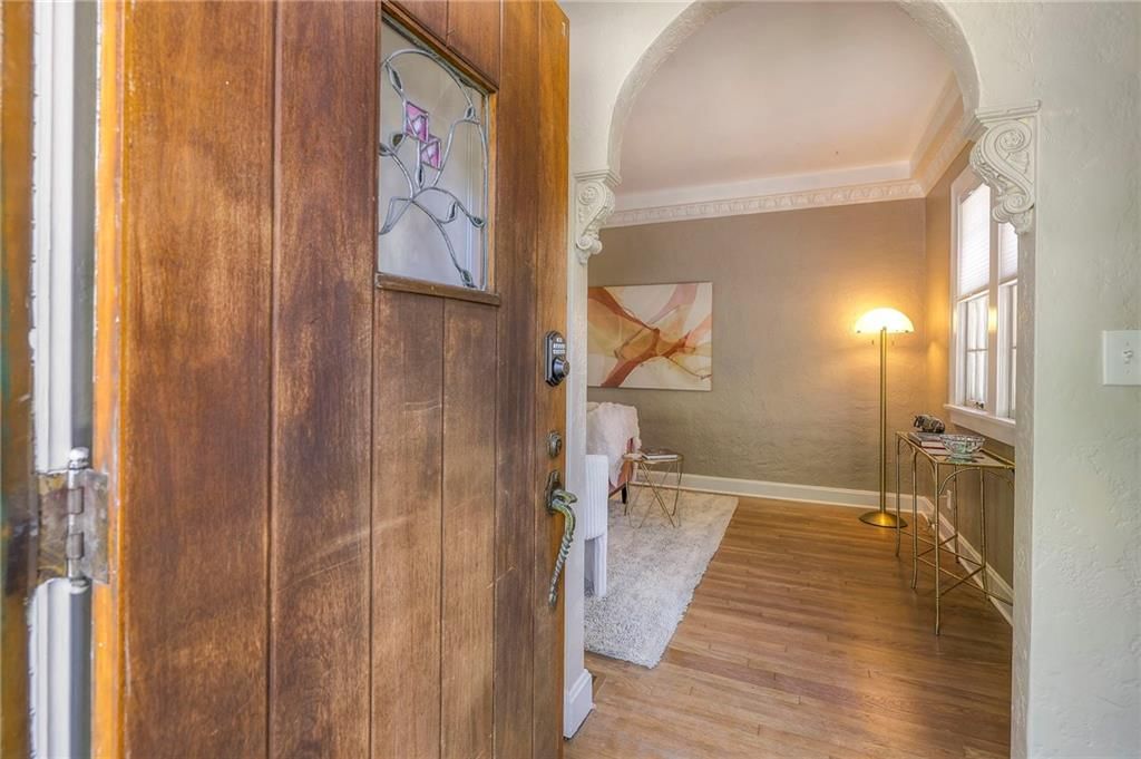 407 N Askew Avenue — photo 6