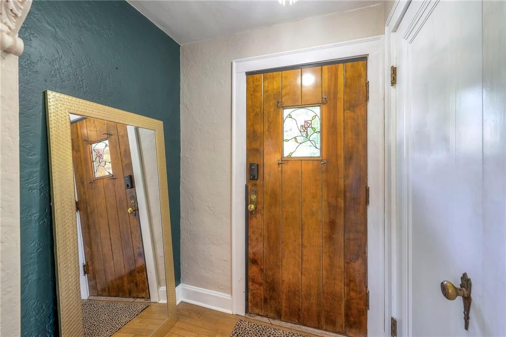 407 N Askew Avenue — photo 7