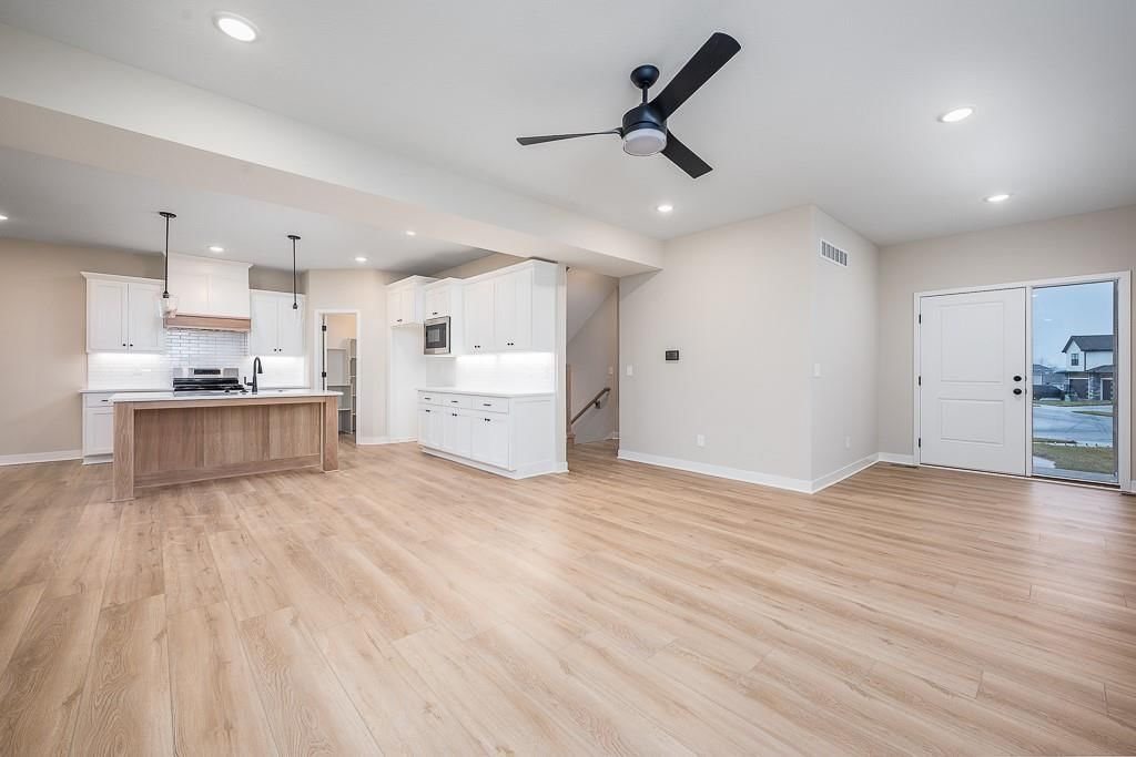 1809 Garden Court — photo 4
