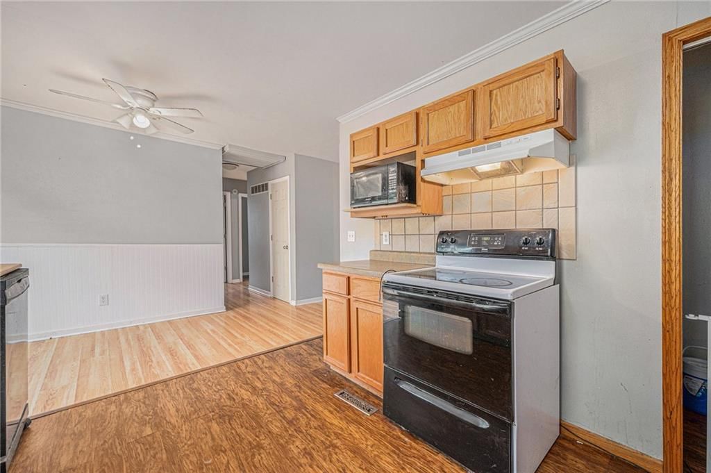 4628 N Bristol Avenue — photo 8