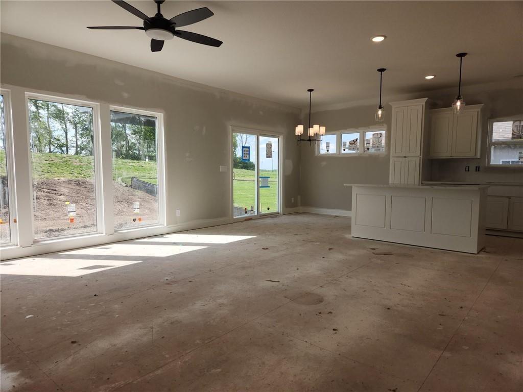 10734 N Bell Street — photo 6
