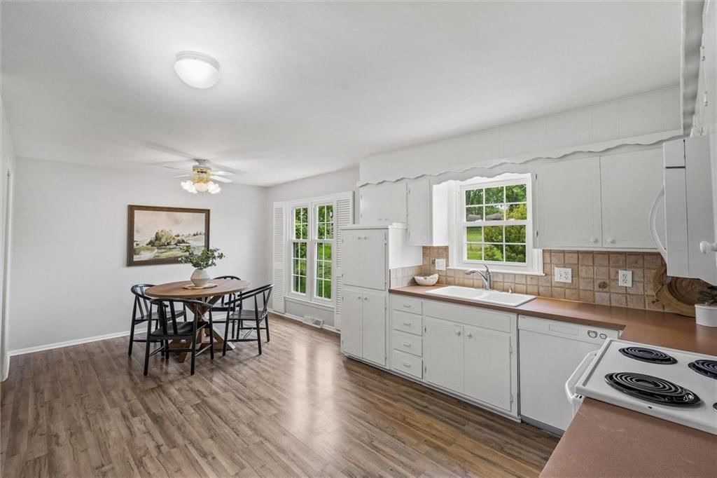 5957 Garnett Street — photo 8