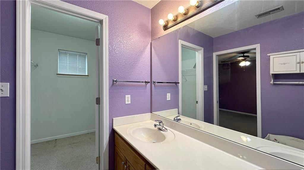 388 W Acorn Street — photo 16
