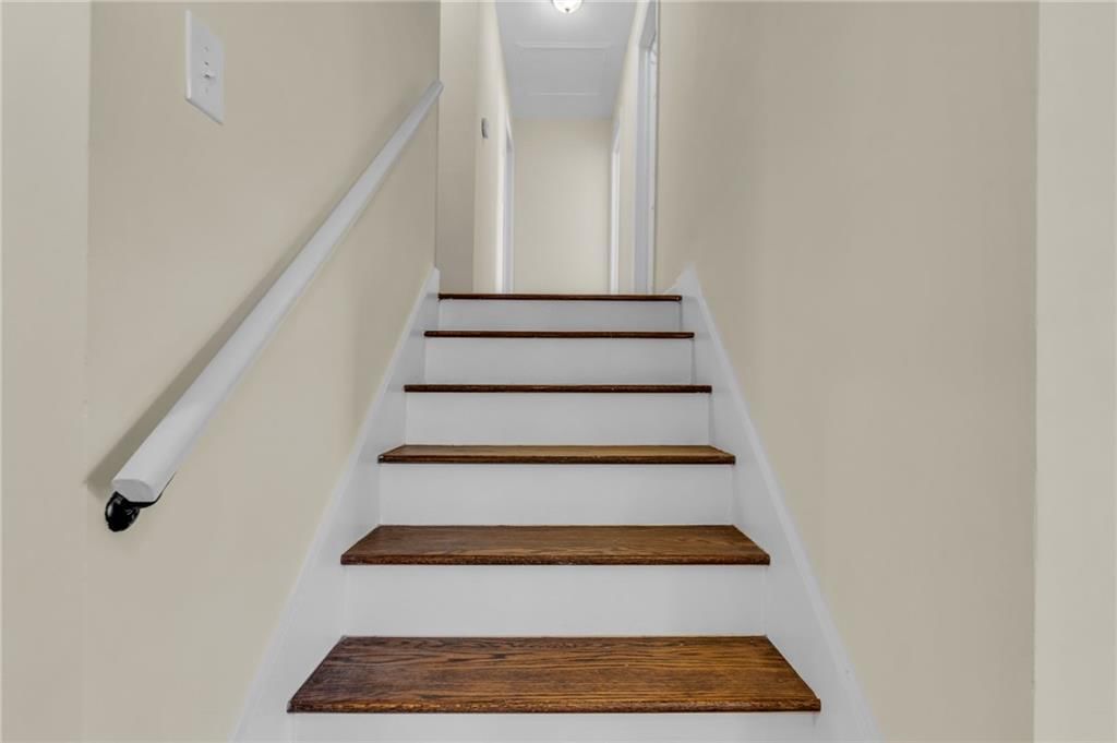 8415 Mission Road — photo 16