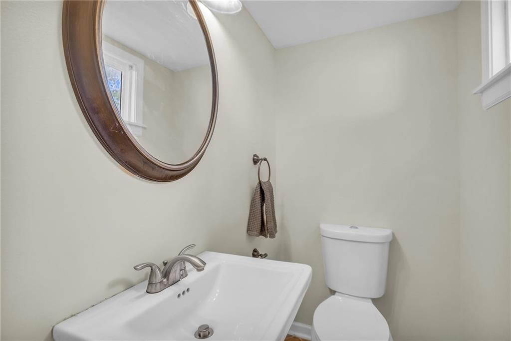 8415 Mission Road — photo 35
