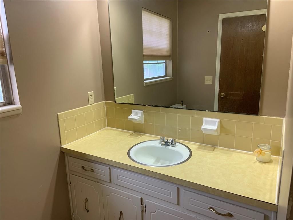 6719 N Askew Avenue — photo 28