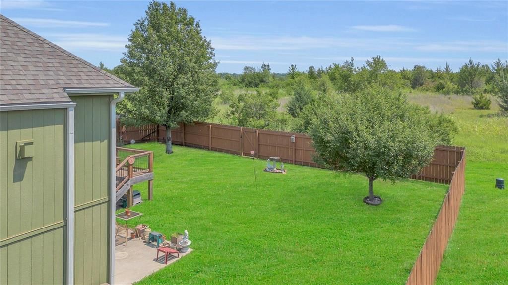 1209 Mesa Drive — photo 3