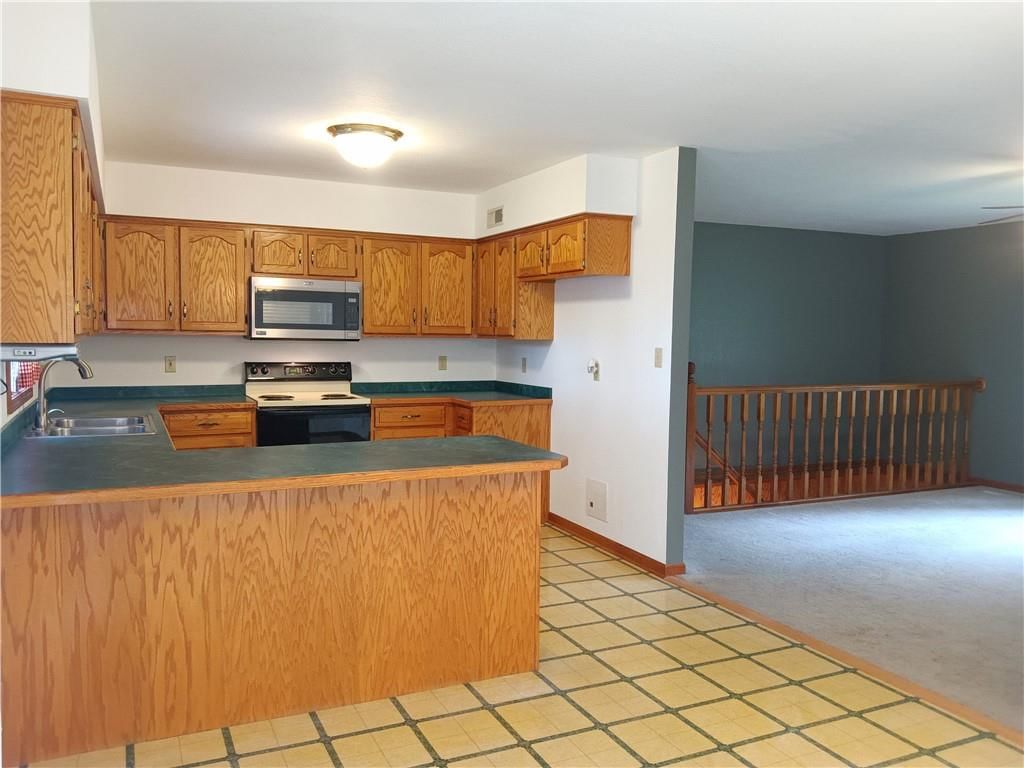 810 Marion Street — photo 15