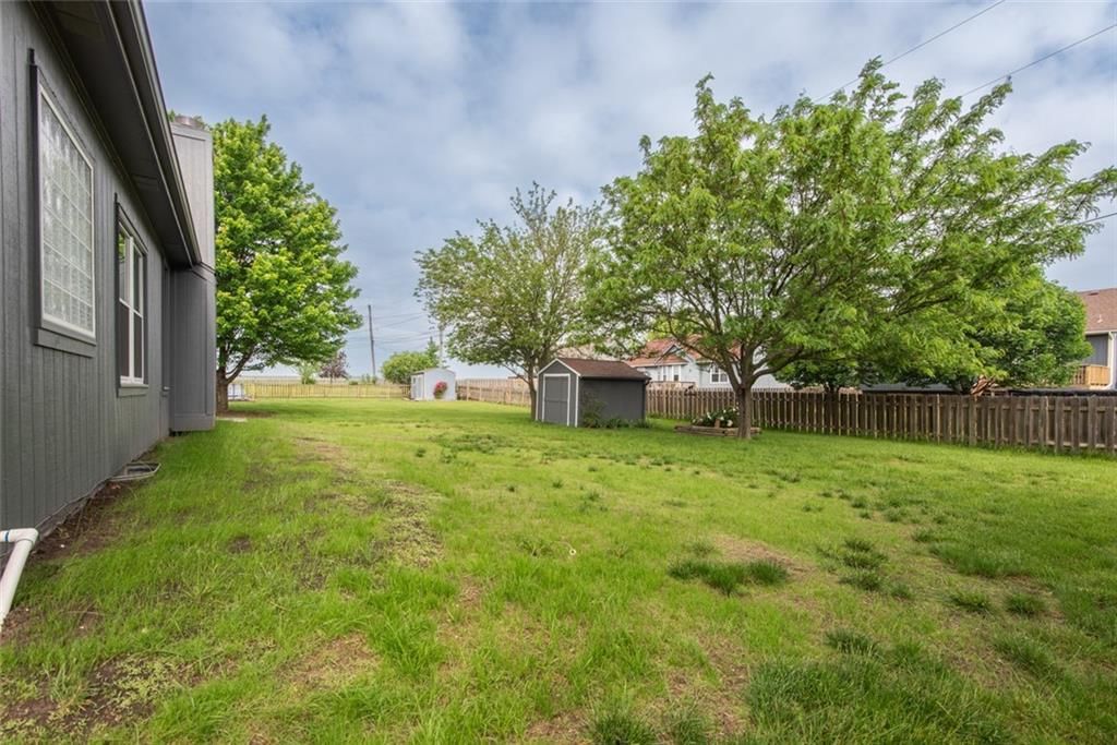 217 Edgewood Drive — photo 30