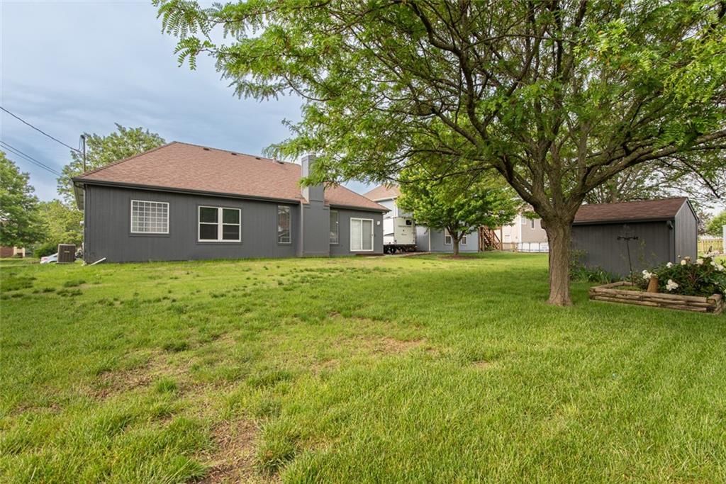 217 Edgewood Drive — photo 31