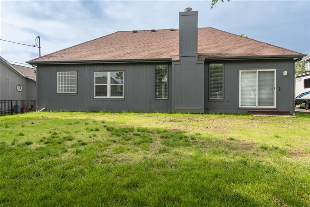 217 Edgewood Drive — photo 32