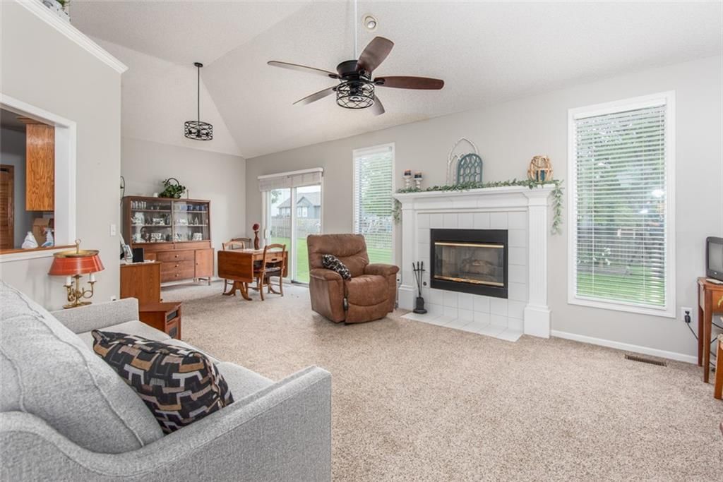 217 Edgewood Drive — photo 5